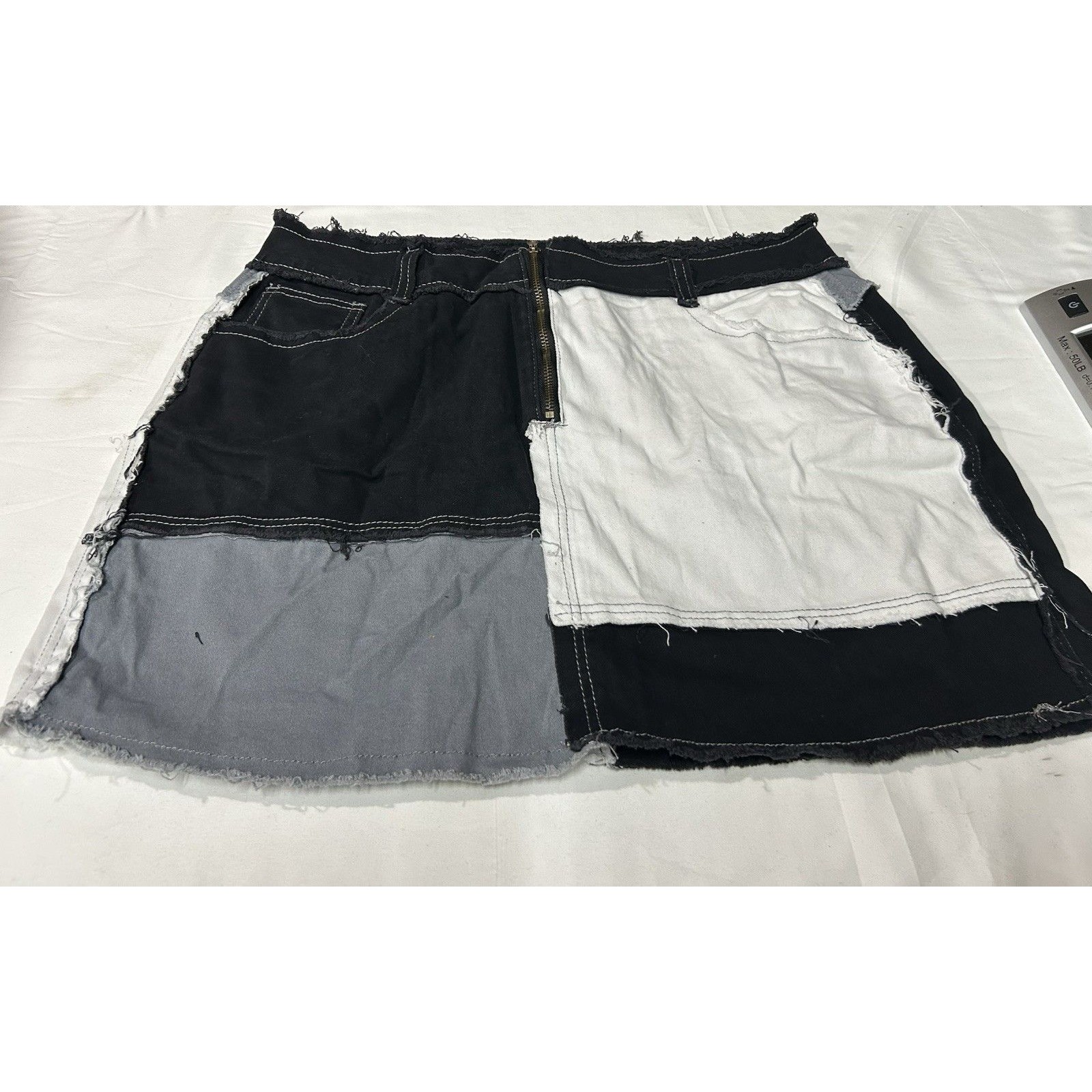 Frayed Patchwork Jean Skirt Size 2xl